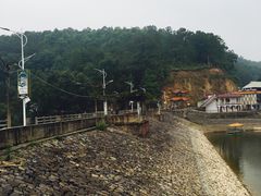 -孔雀湖生态旅游区