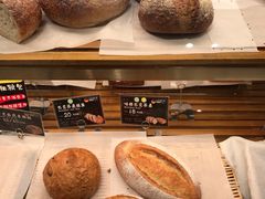-汉柏麦香德国面包房(海信店)