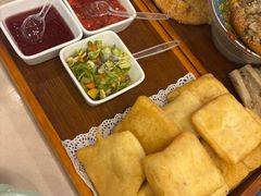 牛骨髓配烤馕-乡村馕坑肉·烧烤·新疆菜·本地人更爱吃(阿勒泰首店)