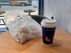 -瑞幸咖啡(中原万达店)