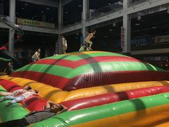 -蒙特利亲子乐园