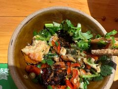 -苗阿哥酸汤牛肉火锅(体育场店)