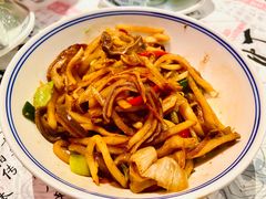 酸萝卜炒肚丝-壹盏灯(华远店)