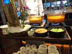 龙虾汤过桥花胶肚-海派悦庭·海胆烧麦·新融合菜(凯德广场店)