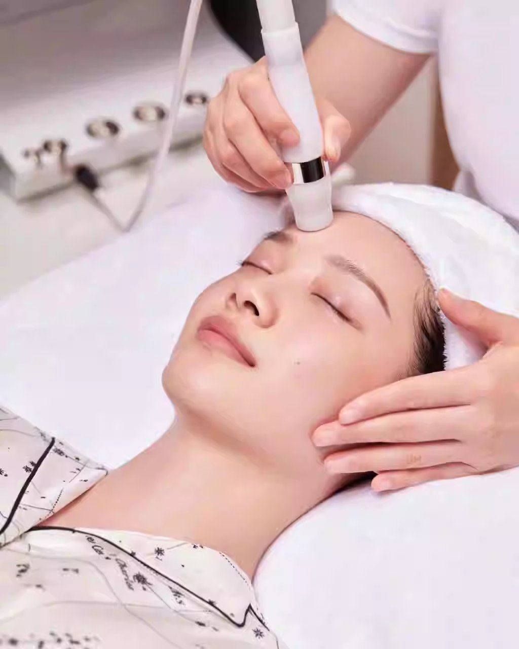 紧致提升淡化皱纹#科技美肤#日常保养#同城美容护肤#护肤#抗衰#美葺