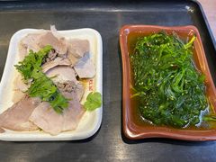 -亮亮面馆(经六路店)