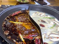 -乖嬢嬢重庆老火锅(南联店)