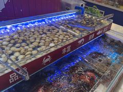 -四囍码头海鲜烧烤自助火锅(外滩南京东路悦荟广场店)