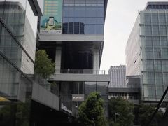 -虹桥新天地