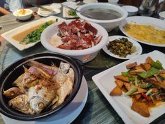 -姐妹临高乳猪店(海垦路店)