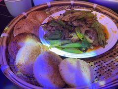 -粉墨特色菜·烧烤音乐酒馆