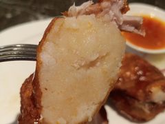 鲜虾胶酿脆皮鸡翅-港丽餐厅(高德置地店)