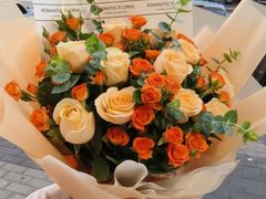 -亭亭鲜花店(中山北路店)