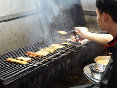 -乔岩保应烧烤店