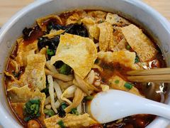 -丽丽三鲜螺蛳粉(田林路店)