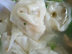 -鸿港海鲜批发市场