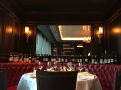 大堂-Wolfgang’s Steakhouse 沃夫冈牛排馆(上海白玉兰广场店)