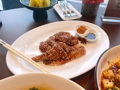 都匀毛尖烟熏芝麻鸡-索菲特酒店·乐轩华中餐厅