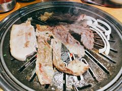 -老炉家木炭烤肉(长江国际店)