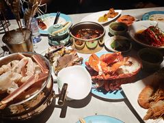 -雍容荟帝王蟹活龙虾展台自助(IFS黑金店)