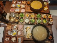 -银米·云南传统过桥米线(双廊黑金冠店)