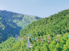-浙东第一尖雪山欢乐谷