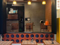 门面-CowCow其其·牛杂咖啡公司(六运店)