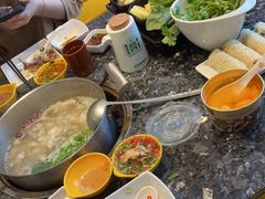 -一席地·本地鸡窝·杭帮鸡火锅(萧山银隆百货店)