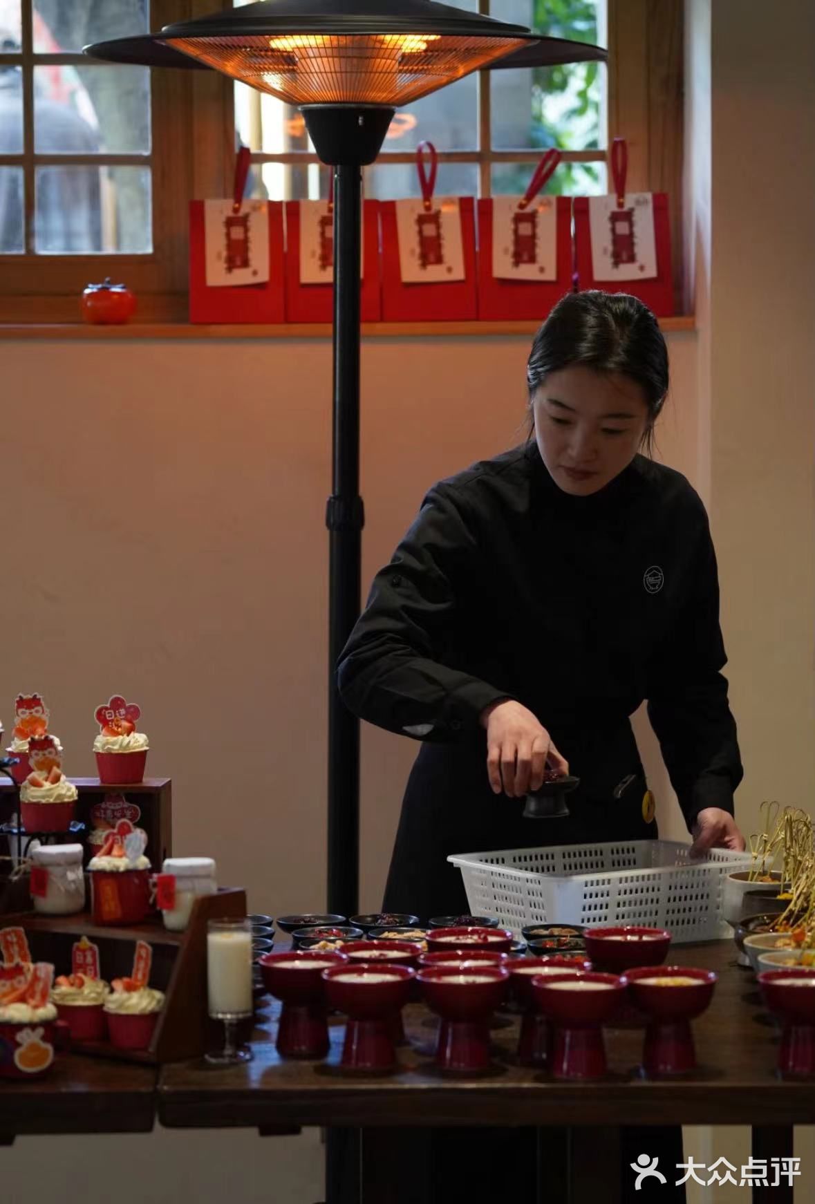 四方食事，不过一碗人间烟火