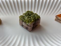 -运·中餐厅(成都华尔道夫酒店)