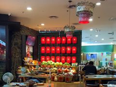 -吃饭皇帝大土家民族菜(正大广场店)