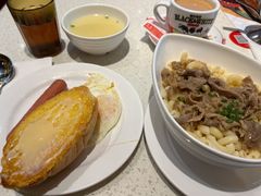 奶油猪猪-香港新发烧腊茶餐厅(书城店)