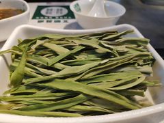 贡菜-香佰里重庆火锅(恒力博纳广场店)