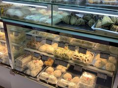 面包甜点陈列柜-白玉兰食品(甜云店)