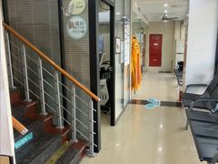 -瑞派天使宠物医院·神经外科·骨科·核磁CT(洛川中路店)
