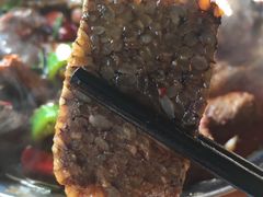 -临江餐馆二楼美食部落