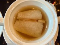 松茸炖竹笙汤-北京四季酒店·采逸轩