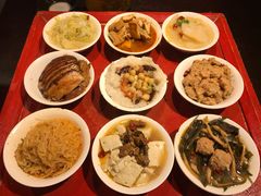 -蓝田九大碗民俗食府(蓝田店)