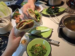 -一叶一世界·素食餐厅(锦华万达店)