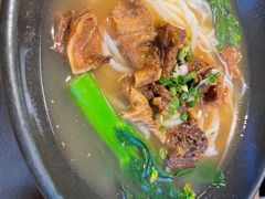 红烧牛腩面-中信理想家漫食(白云国际机场T2航站楼店)