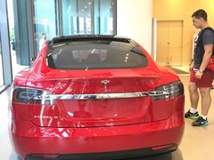 -TESLA 特斯拉(广州天环广场体验店)