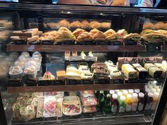 零售区-星巴克臻选(湖滨道店)