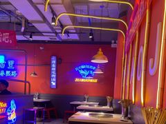 -钢管厂五区小郡肝串串香(滨江店)