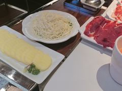 -犇鼎牛潮汕牛肉火锅(新辰里学清路店)