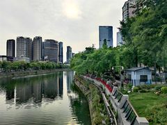 -新南门(地铁站)