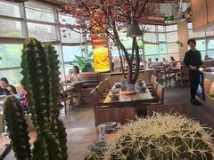 -蜜桃餐厅·伴山(湖滨商业街店)