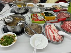 -杨老板·海鲜集市火锅·鲜切牛肉(中防万宝店)