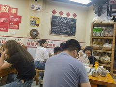 -明姨仔潮汕美食·碳炉猪脚·汕尾牛腩饭·起片鸡煲(起义路店)