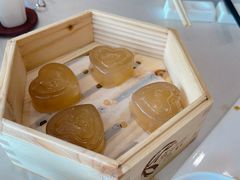 莲子百合糕-鹿鸣酒家(越秀店)