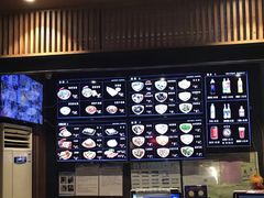 -亮亮面馆(经六路店)